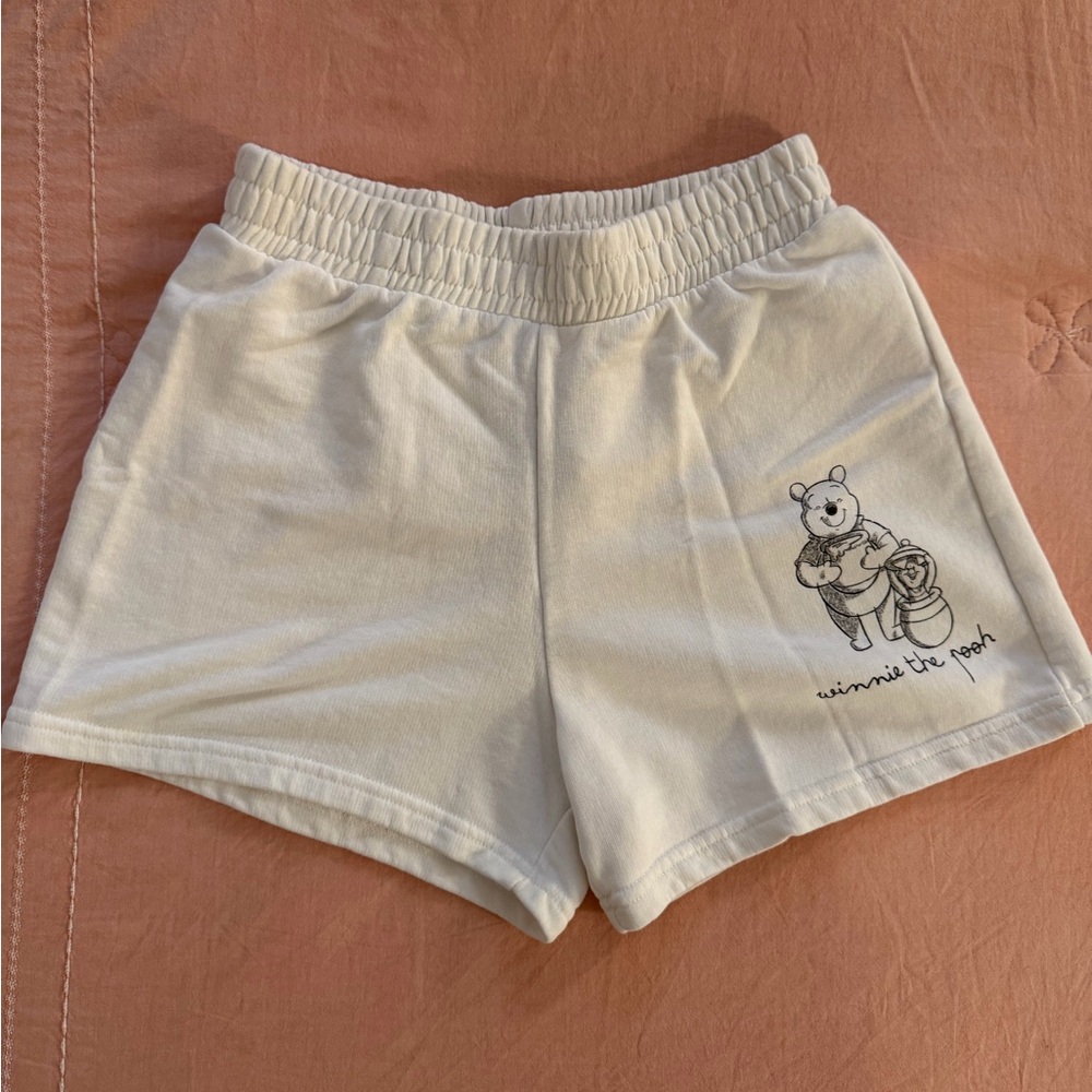 NWOT Disney White/Cream Fleece Shorts - Small